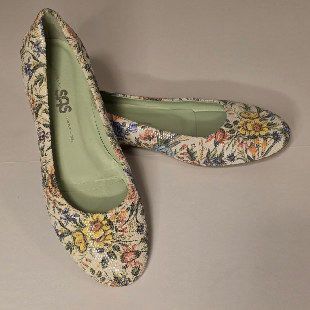 SAS Italy Lacey Floral Leather Ballet Flats 7N Handcrafted Comfort Shoes Cottage
